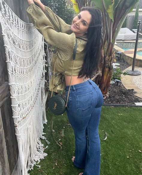 Ava Adams OnlyFans: Exclusive Content & Updates Revealed