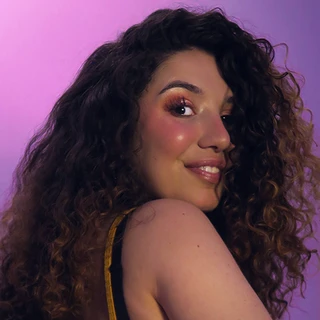 Maria Alive OnlyFans: Exclusive Content & Updates