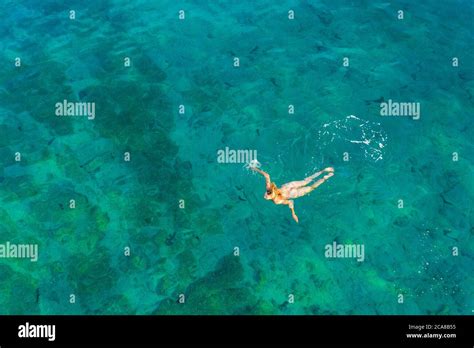 7 Naked Swimming Tips for a Liberating Experience